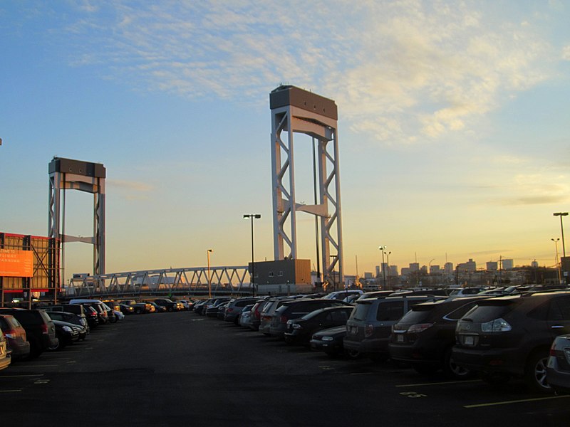 File:Chelsea Street Bridge and Boston skyline, March 2014.JPG