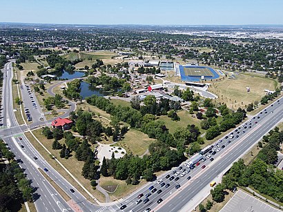 How to get to Donald M. Gordon Chinguacousy Park with public transit - About the place