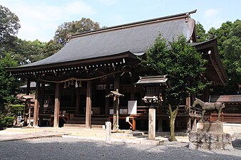 Helgedomen Chiriku Hachimangū Haiden, Miyaki