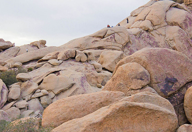 File:Climbers, Hidden Valley (11334185586).jpg