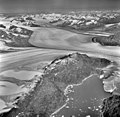Columbia Glacier, Billys Hole, Valley Glacier and Calving Distributary Terminus, August 25, 1969 (GLACIERS 1034).jpg