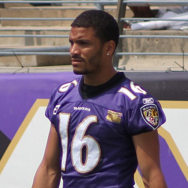 File:David Reed 2011 stadium practice.jpg