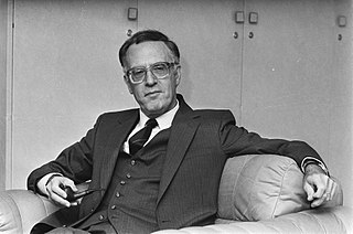 <span class="mw-page-title-main">Wim Scherpenhuijsen Rom</span> Dutch banker (1933–2020)