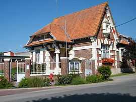 The town hall in Dernancourt