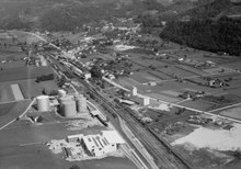 Aerial view (1964) ETH-BIB-Cadenazzo-LBS H1-025405.tif