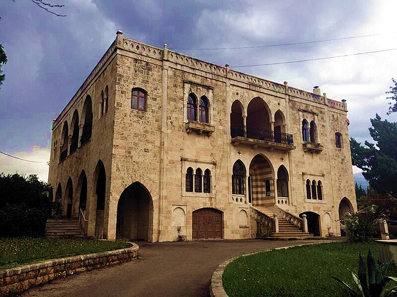 File:El Chemor Palace in Lebanon.jpg