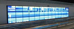 Miniatuur voor Bestand:Electrabel Infrared advertisement at Brussels Airport.jpg