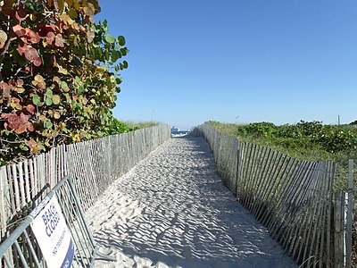 One of the entries to the coast in Ocean Drive (South Beach, Miami, Florida).