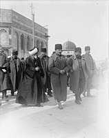 Enver Pasha visita la Cupola della Roccia