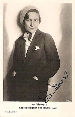 Eva Siewert, Signed Photograph