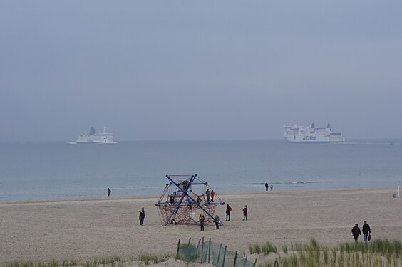 Evening beach fun near Warnemünde