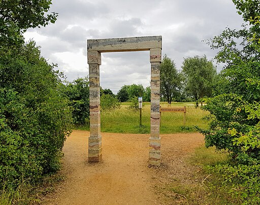 Fairlop Waters 20170625 122133 (40732687813)