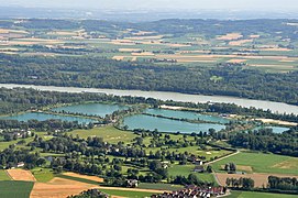 Lagoas de inundação em Feldkirchner Badeseen