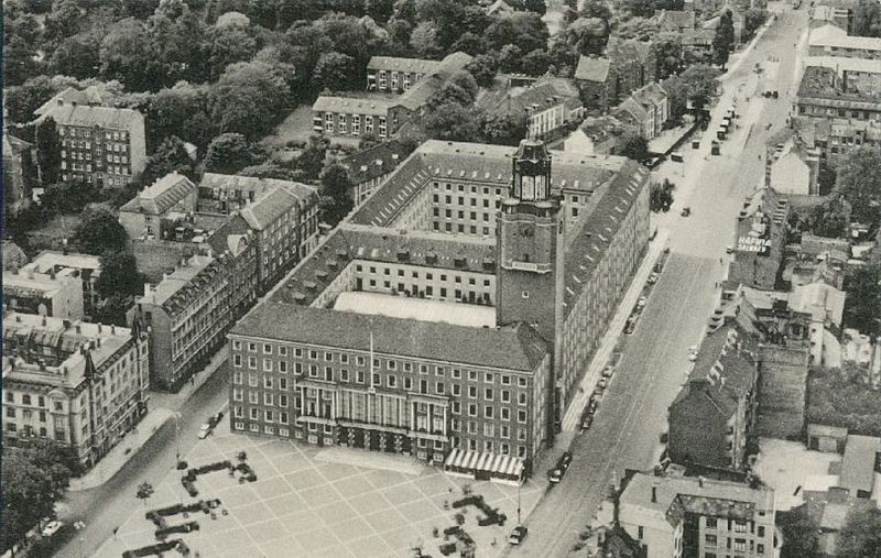 File:Frederiksberg Rådhus aerial.jpg