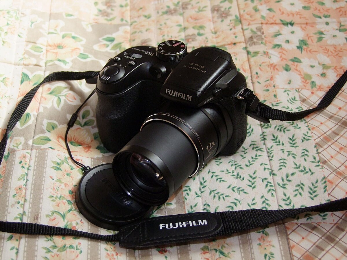 Schat beschermen Wakker worden Fujifilm FinePix S1500 - Wikipedia