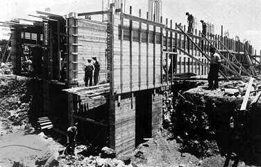 תחילת הבנייה של בית החולים הממשלתי בשנת 1936