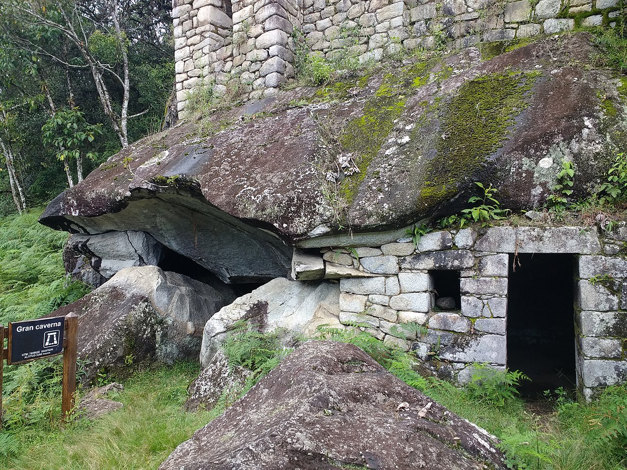 Gran Caverna - Huayna Picchu