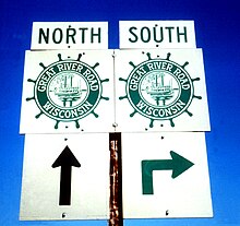 The distinctive route marker displayed along the entire 10-state routing of the Great River Road GreatRiverRoadWI Signs.jpg