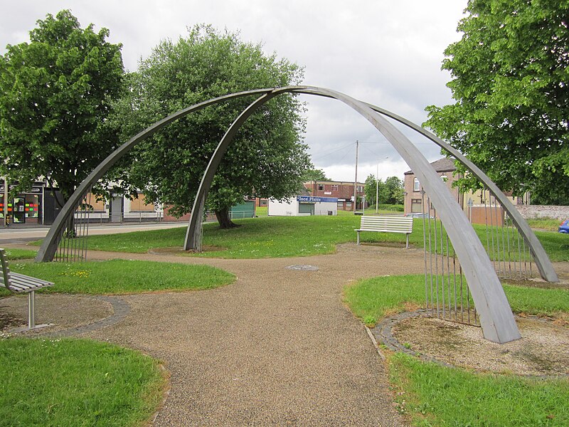 File:Green space at Lower Ince, Wigan (1).JPG