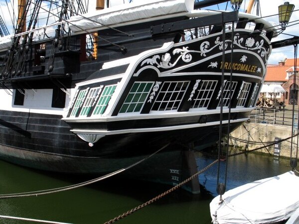 HMS Trincomalee, stern quarter