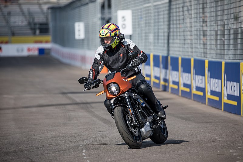 File:Harley Davidson LiveWire test on the FormulaE race-track in New York 2019.jpg