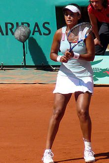 El Tabakh at the 2010 French Open Heidi El Tabakh.jpg