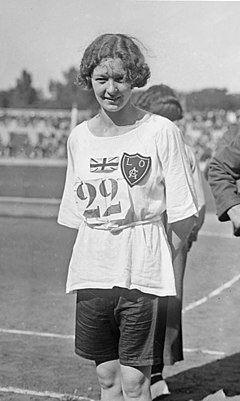 Hilda Hatt 1922b.jpg