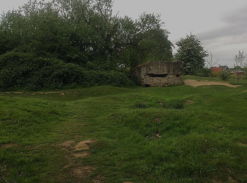 File:Hill 60 Ypres Belgium 27 bunker B1.JPG