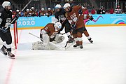 English: Bronze medal match of the Boys' 3x3 mixed Ice hockey tournament at the 2020 Winter Youth Olympics in Lausanne. Deutsch: Spiel um den dritten Platz des 3x3-Mixed-Eishockeyturniers der Jungen bei den Olympischen Winter-Jugendspielen 2020 in Lausanne.