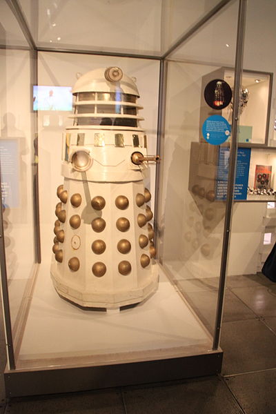 File:Icons of Science Fiction - Doctor Who, Dalek (15197698124).jpg