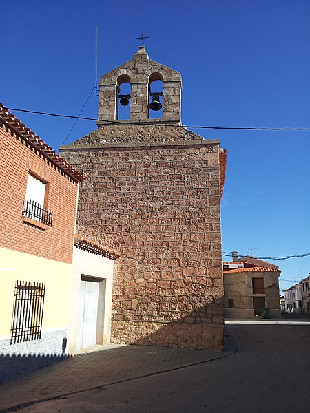 File:Iglesia de Villavaliente 01.jpg