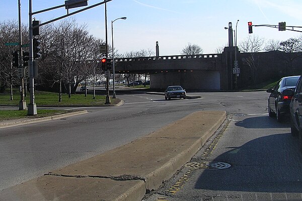 Eastbound endpoint of IL 64 at US 41