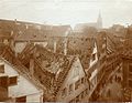 Im Ersten Weltkrieg zerstörte Häuser in der Hirschgasse nach dem Luftangriff vom 12. Oktober 1916, Foto Paul Sinner.jpg