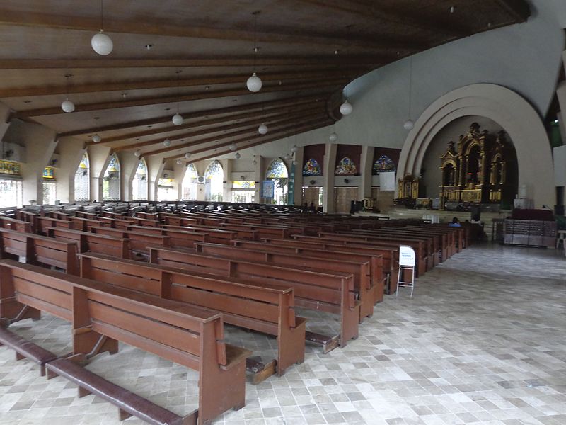 File:Interior San Pedro Cathedral.jpg