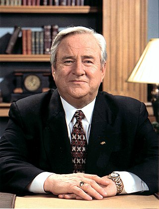 <span class="mw-page-title-main">Jerry Falwell</span> American Baptist pastor, televangelist, and conservative activist (1933–2007)