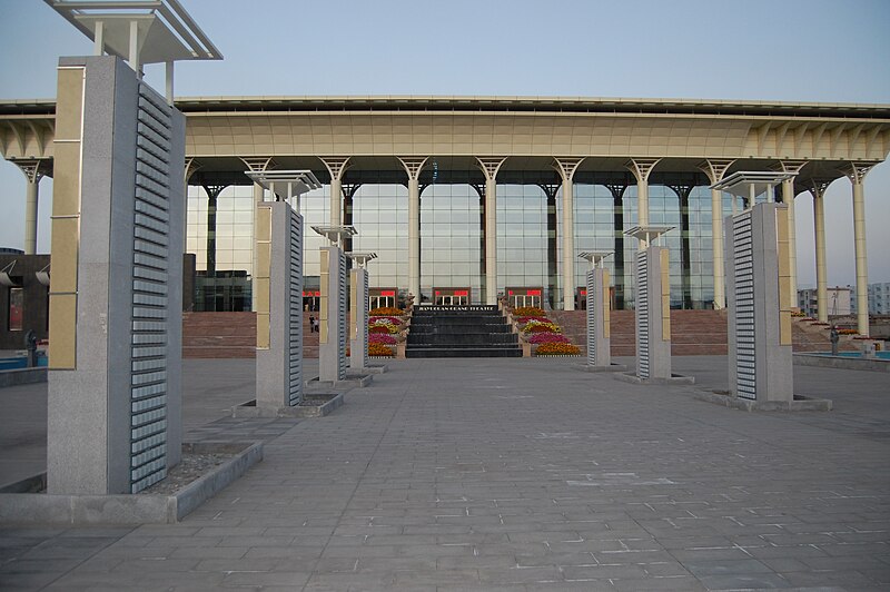 File:Jiayuguan-137.JPG