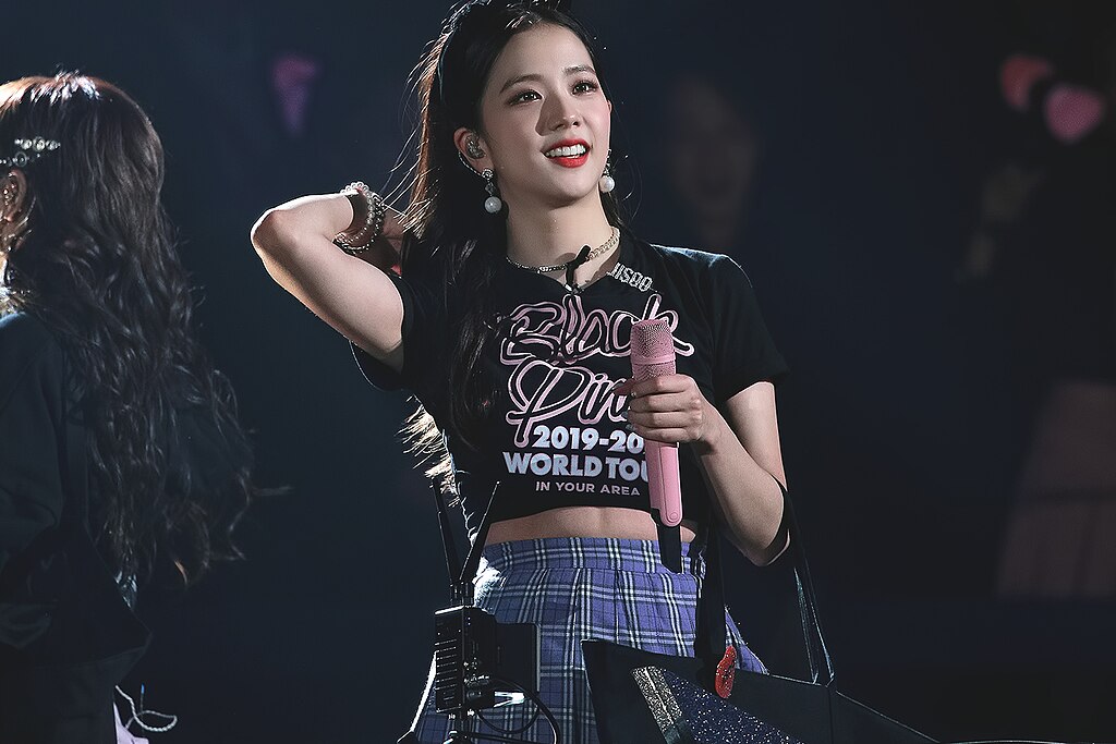 File:Jisoo performing on October 4, 2020 at Blackpink 2019 - 2020