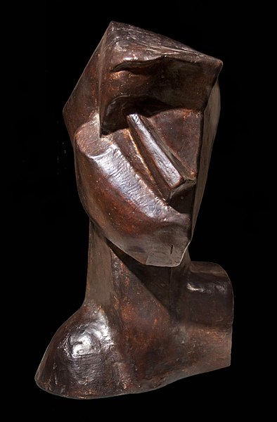 File:Joseph Csaky, 1914, Tête (Cubist portrait), bronze, 38.5 cm.jpg