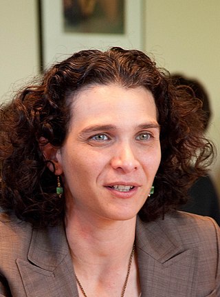 <span class="mw-page-title-main">Karine Nahon</span> Israeli information scientist