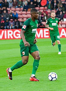 Kevin Danso contre Southampton 2017.jpg