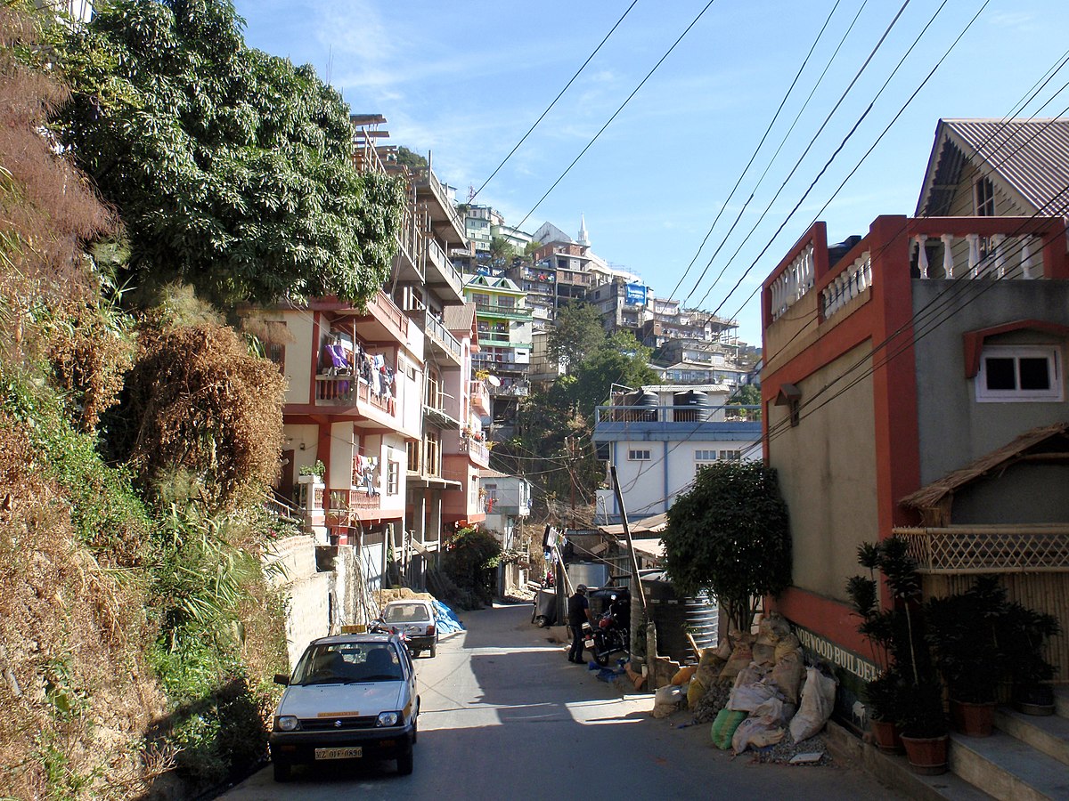 File:Khatla south in Aizawl, Mizoram India. - panoramio.jpg - Wikimedia  Commons