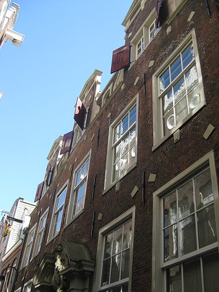 File:Koestraat 10, Amsterdam.JPG