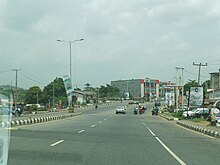 File:Kudeti_Avenue_Onireke_Ibadan.jpg