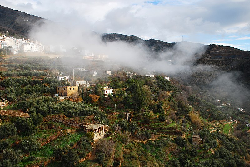 File:Lanjaron "Sierra Nevada National Park" (5422312272).jpg