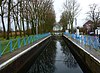 De loop van het Grote Kanal Espierre pintu de sectionn Estaimpuis en Pecq, waaronder de infrastructuur van het kanaal, namelijk de sluiswachterswerken, drie metalen ophaalbruggen en jaagpaden en-de-rijen populieren langs de oever en oprichting van een beschermingszone het rond kanaal
