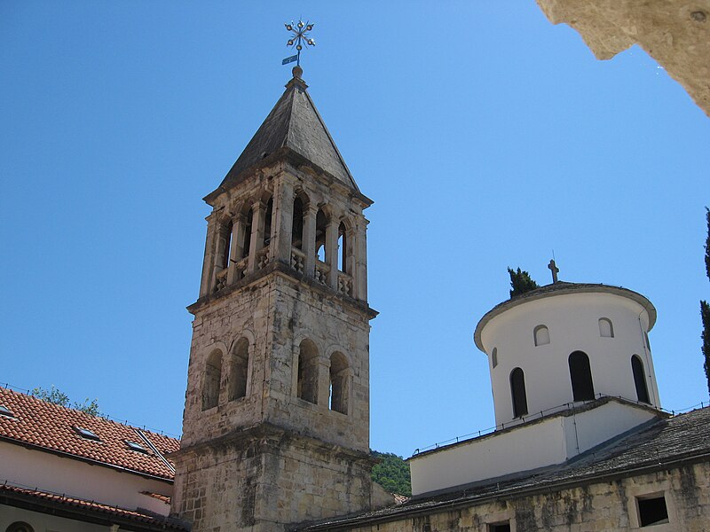 File:Manastir Krka - Crkva Sv.arhanđela Mihaila.JPG