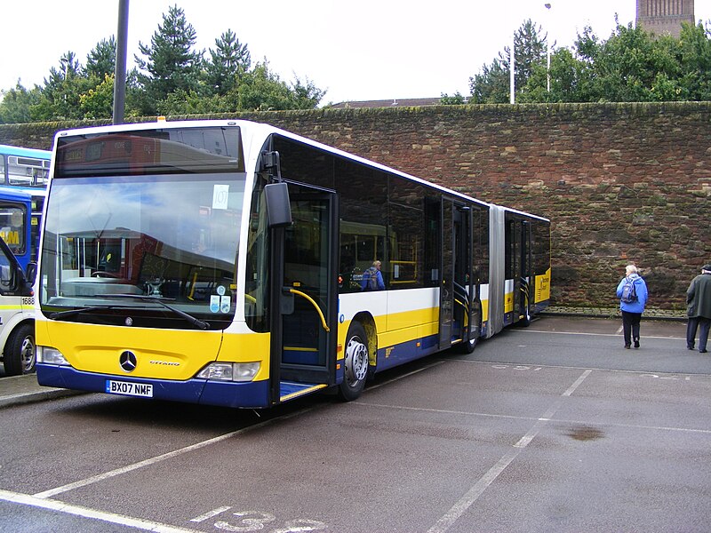 File:Manchester Airport bus BX07 NMF.jpg