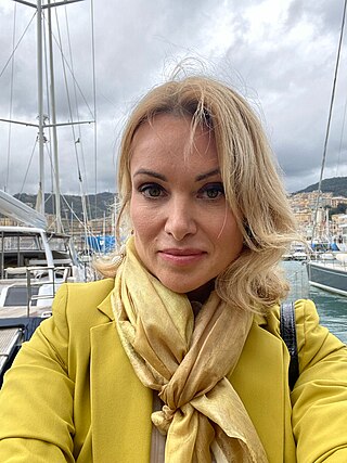 <span class="mw-page-title-main">Marina Ovsyannikova</span> Russian journalist (born 1978)