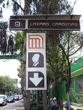 Entrada da estação.