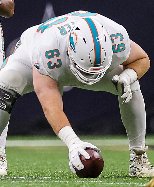 File:Michael Deiter Miami Dolphins at New Orleans Saints 2021 (cropped).jpg